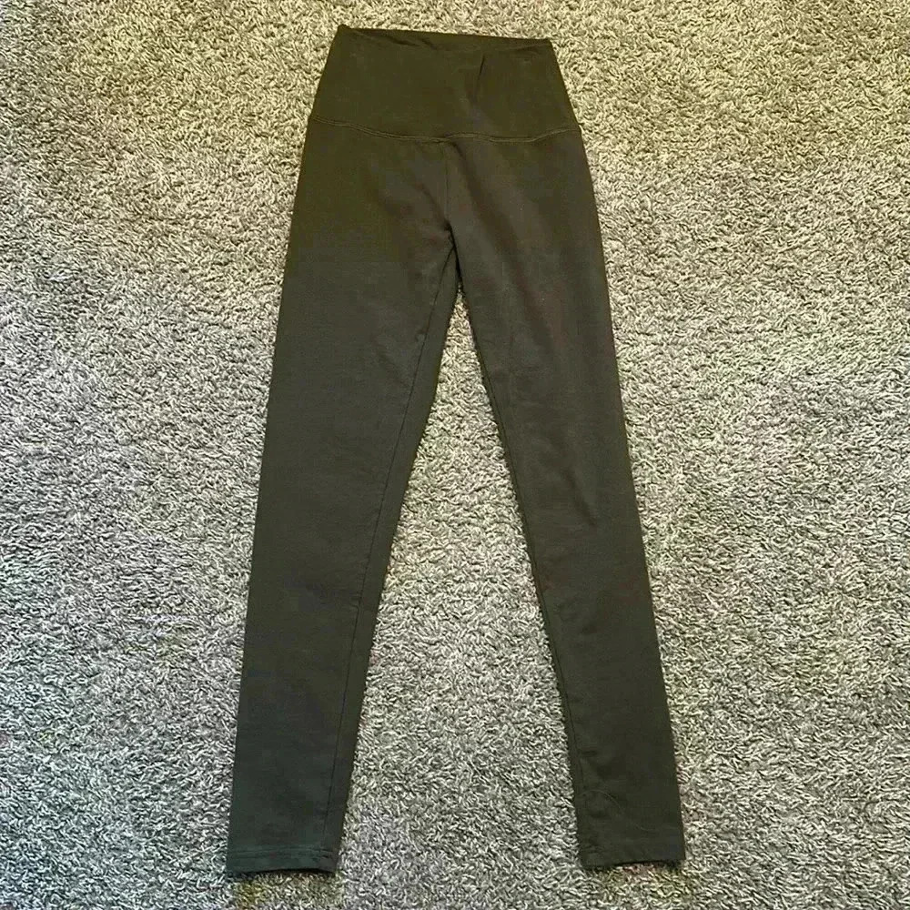 NWOT Women’s Offline by Aerie Olive Green Leggings, Size Small